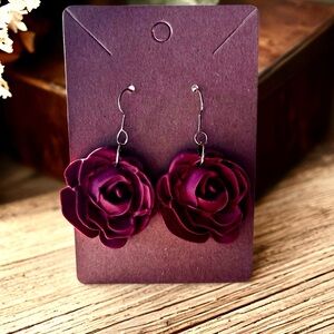 Fun Sienna red Rose Earrings